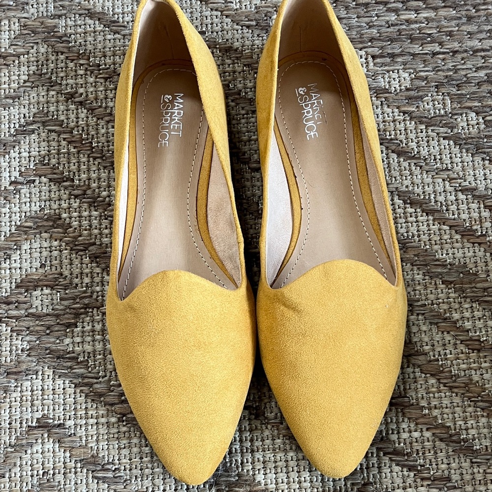 NWOT Market & Spruce Mustard Yellow Pointed Toe Suede Flats